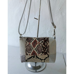 bolso artesanal de piel-hecho a mano en españa-solo 1