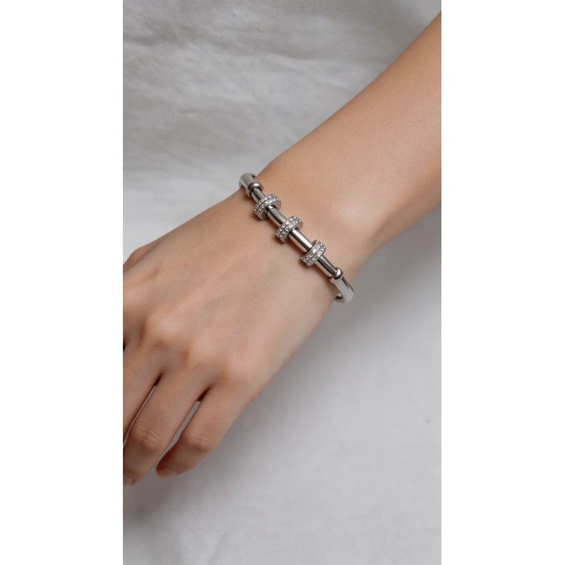 pulseras de acero hechas en españa-resistentes y elegantes