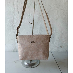 Bolso de piel, elegante, moda artesanal, cosido a mano