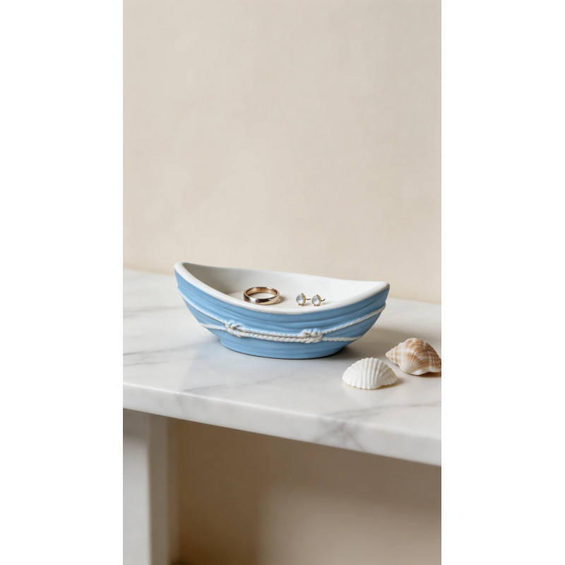 Joyero de cemento artesanal en forma de barco pintado a mano en tonos azules