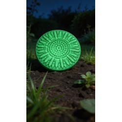 Adorno de cemento en forma de girasol que brilla en color verde en la oscuridad