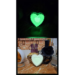 Figura decorativa en forma de corazón de cemento blanco que brilla en la oscuridad fosforescente