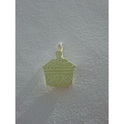 Adorno en forma de cupcake de cemento blanco para colgar en la pared de día