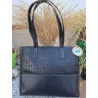 Bolso de hombro artesanal con dos tipos de cuero texturizado estilo cocodrilo y liso fabricado en España.