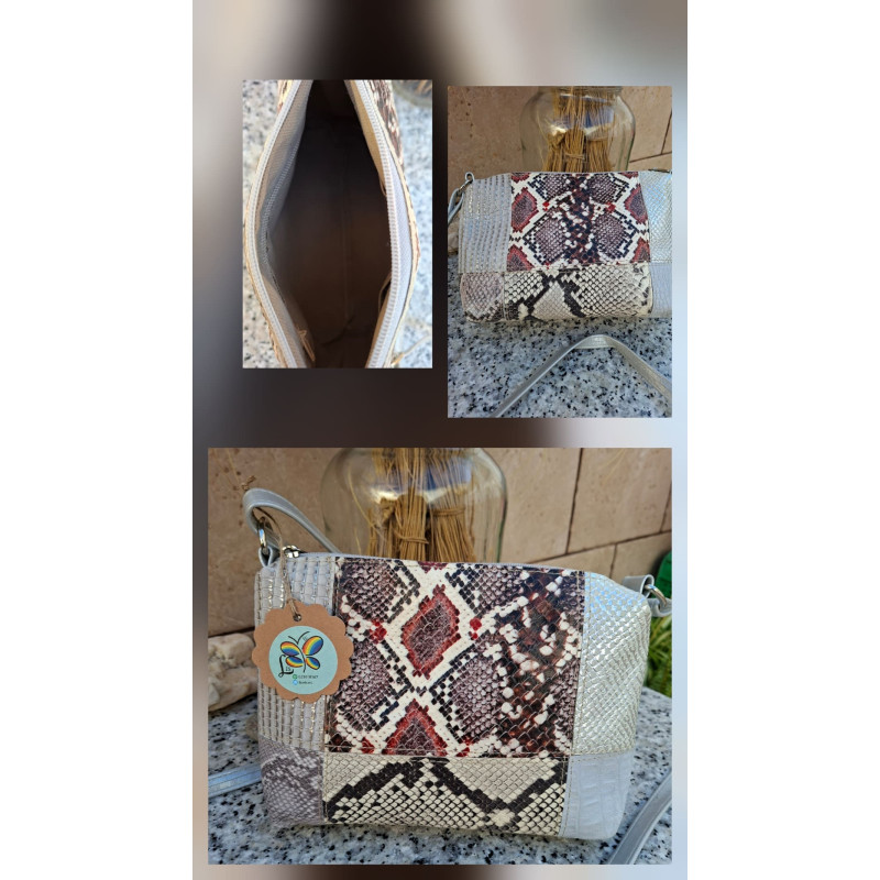 Bolso artesanal de piel Lisviv con diseño patchwork grabado de serpiente en tonos gris, beige y granate.