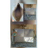 Bolso artesanal de piel Lisviv con diseño de bloques en color gris y plata metalizada con grabado de cocodrilo.