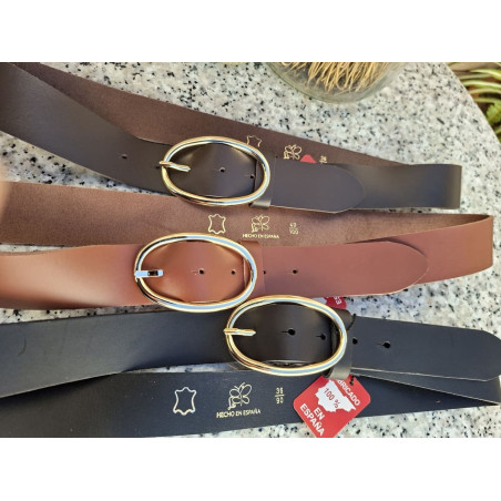 Cinturones de piel artesanal Lisviv de 4 cm con hebilla ovalada dorada en tres colores.